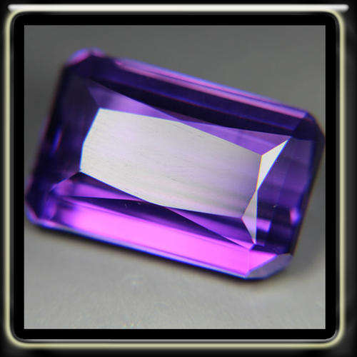 11.64CT FLAWLESS TOP PURPLE AMETHYST QUARTZ [VVS] - AFRICAN PERFECT MODERN EMERALD SHAPE
