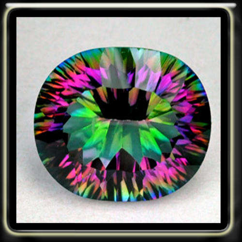 Pristine 4.91c Natural Mystic Green Rainbow Quartz Gemstone Polished In An Modern Oval