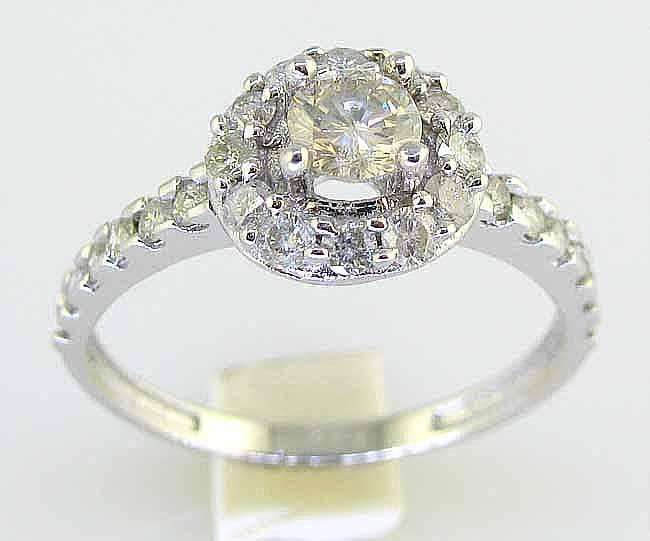 R78000 - ELEGANT ROUND 1.01Ct DIAMOND 14K GOLD SOLITAIRE ENGAGEMENT RING