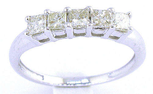 R59760 - PRINCESS 0.72Ct DIAMOND GOLD 5 STONE WEDDING RING BAND