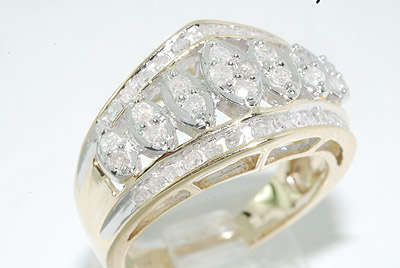 R44855 -  WOW .70CT ROUND CUT DIAMOND CLUSTER RING