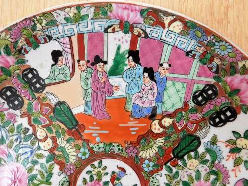 Large famille rose plate/ charger