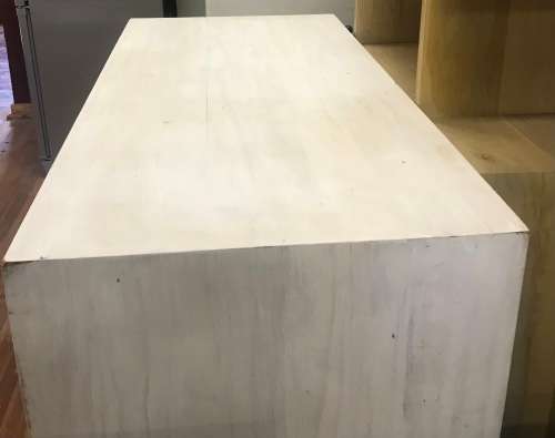 Chest of drawers / baby compactum