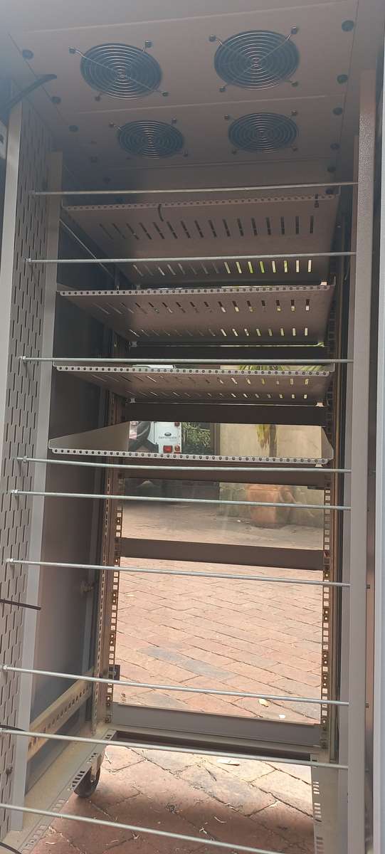 Server / Network Cabinet