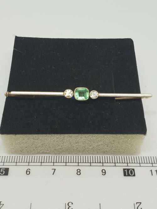 Beautiful Gold and Diamond tie pin \ bar brooch