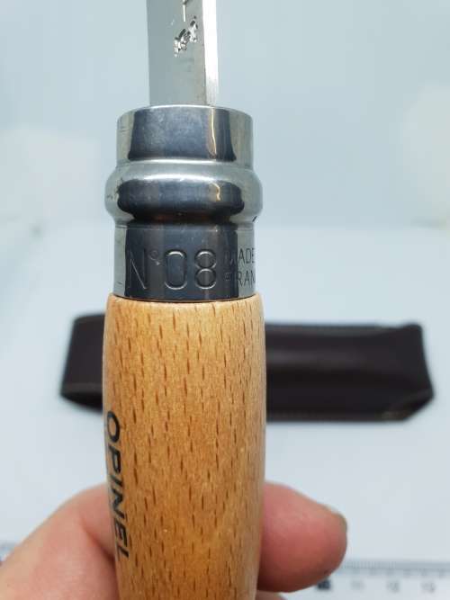 Collection of 5 pocket knives ( Opinel x 2, Victorinox x 2, Kershaw x 1)