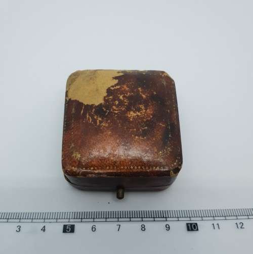 Antique Lotus Pearls (simulated) on 9ct gold earings - in original box