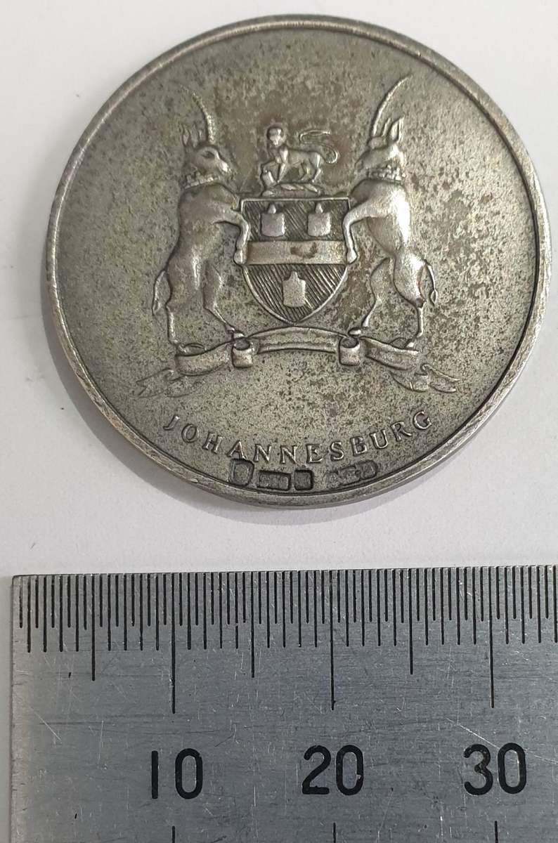 5TH ANNIVERSARY OF THE REPUBLIC: JOHANNESBURG MEDALLION