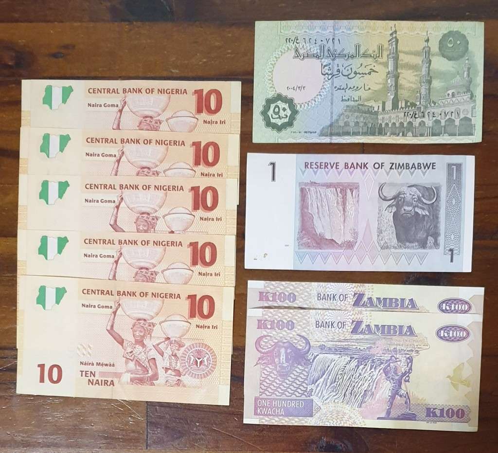 LOT OF UNC AFRICA BANK NOTES (TOTAL OF 12)