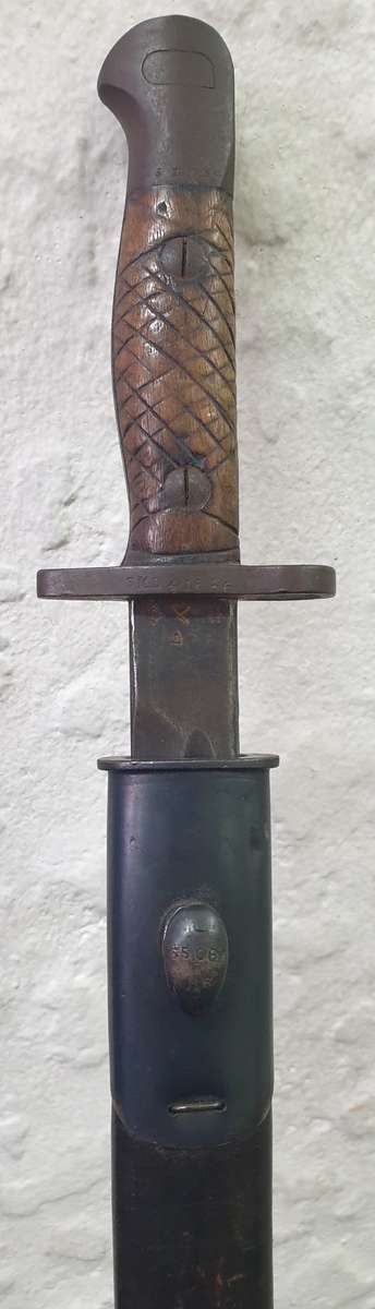 1916 Australian maple leaf grip bayonet
