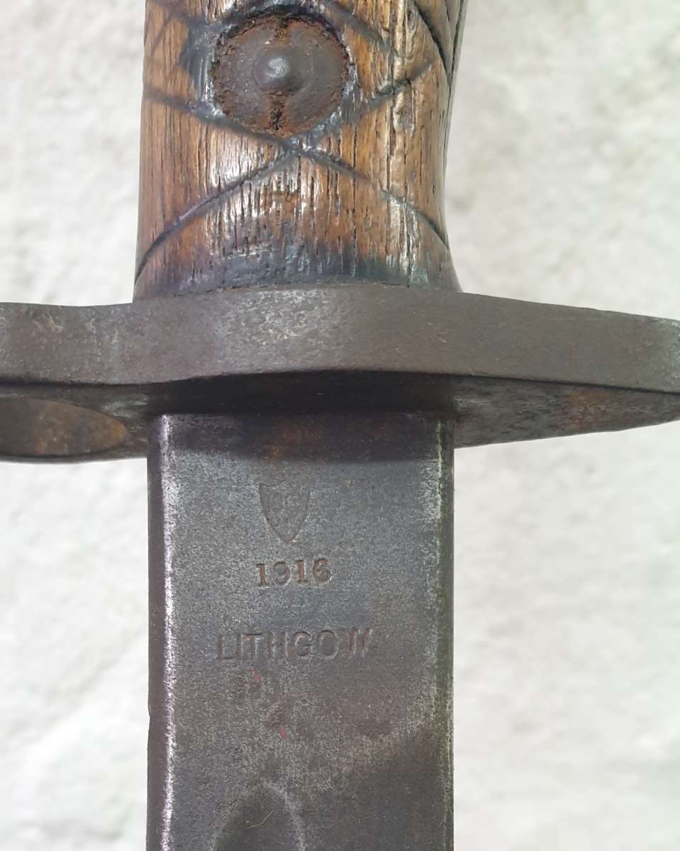 1916 Australian maple leaf grip bayonet
