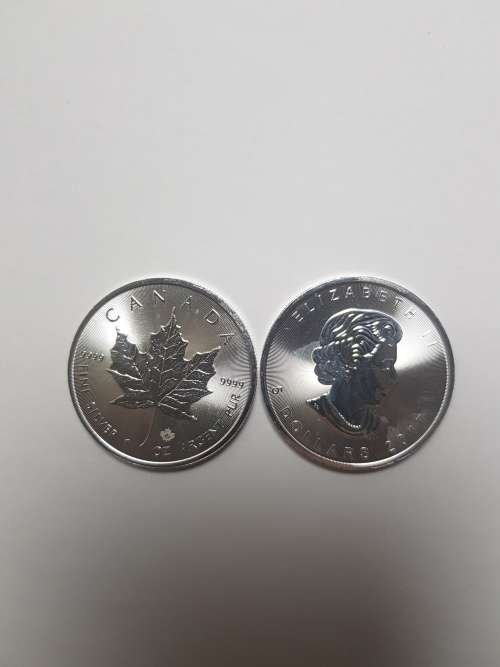 2017 Canadian Maples! 1 Ounce silver beauties!