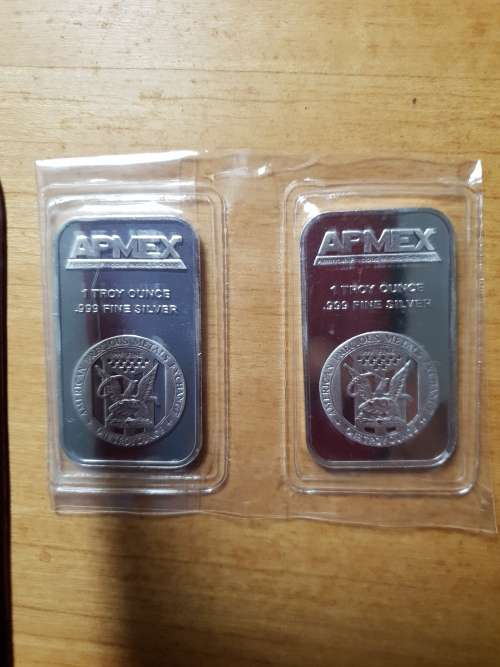 2 x Apmex 1 Oz 999 sealed Silver Bars! 1 bid takes both!