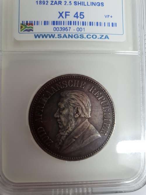 1892 2.5 shillings ! Rare XF45 example. Beautiful silver coin