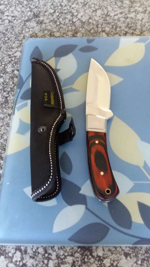 HIGH QUALITY HUNTING KNIFE