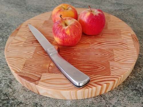 30cm Round Wooden Cutting Board