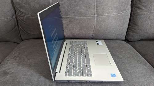 Lenovo IdeaPad 330-IGM Intel Celeron 500GB 15.6` Notebook - Platinum Grey