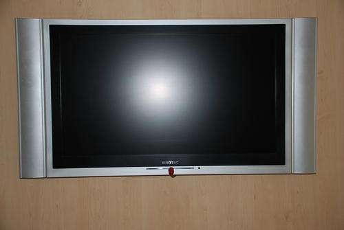 32" Sinotec TV