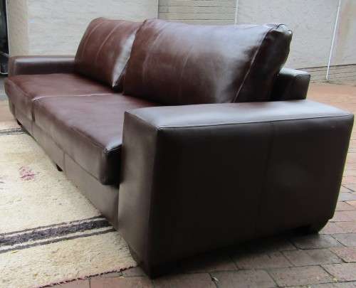 JUNE PROMO DISCOUNT DEAL - Teddy Leather 4 Seater Sofa.