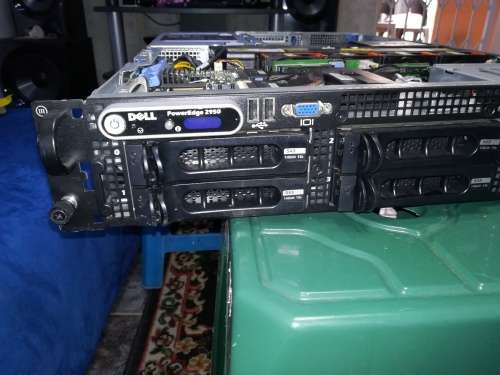 DELL PowerEdge Server | 2 CPU's + Ram + 6 Hard Drives