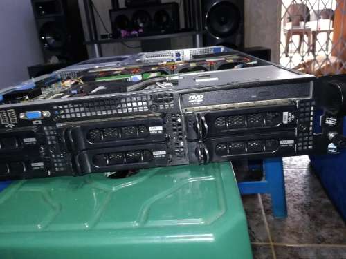 DELL PowerEdge Server | 2 CPU's + Ram + 6 Hard Drives