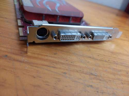 ASUS ATI Radeon HD 2600 XT Graphics Card (GPU)