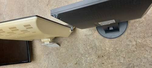 3 Screens (Sony, LG and 1 Unknown Brand) - Various Sizes