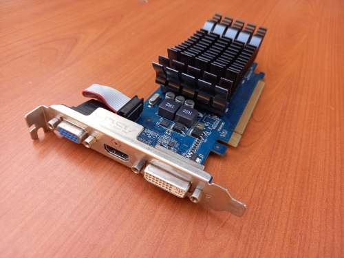 1GB Asus Graphics Card - GDDR3 GPU - EN210