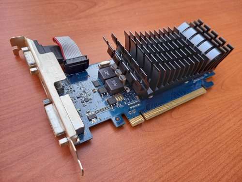 1GB Asus Graphics Card - GDDR3 GPU - EN210