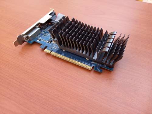 1GB Asus Graphics Card - GDDR3 GPU - EN210