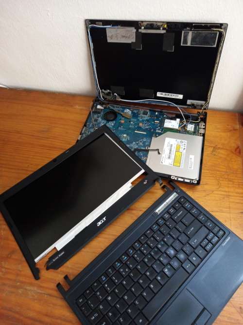 i3-350M Acer TravelMate Laptop