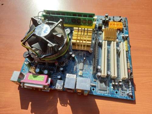 Gigabyte Motherboard Combo