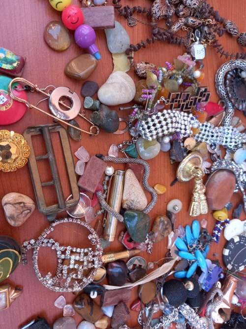 [LOW SHIPPING] Lot Of Old Jewelry | Watches | Chains | Pins | Broken Pieces + More