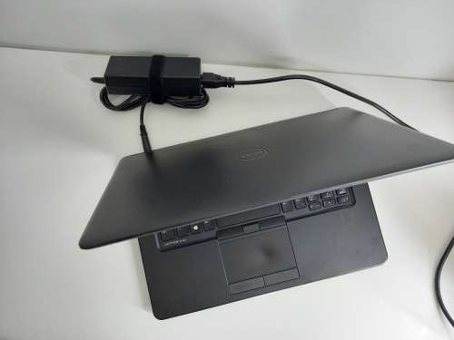 [FREE SHIPPING] i5 Dell Latitude E7450 | 500GB HDD | 4GB Ram | 2GB Graphics | Original Charger
