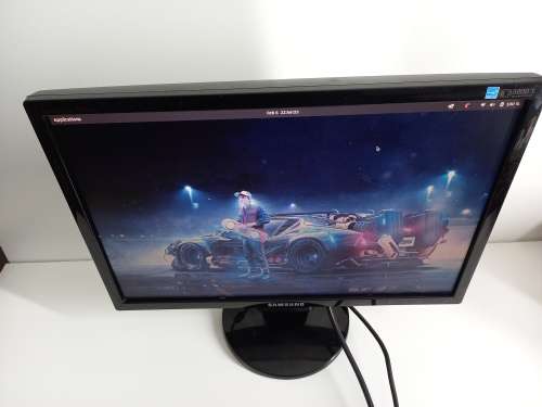 [Bonus For Winner] 19-inch Samsung SyncMaster 943NWX Monitor