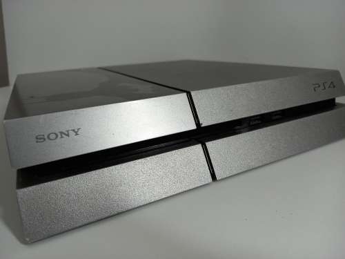 [FREE SHIPPING] Limited Edition 1TB PS4 Console | Batman Arkham Knight Edition | Retails: R12877