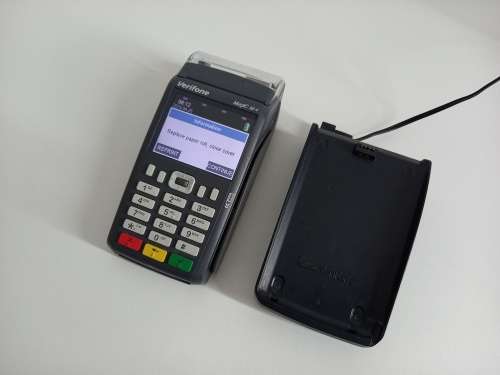 [Retail: R3500] Verifone Card Machine Magic M-4 With Charging Base & Power Adapter | R30 Shipping