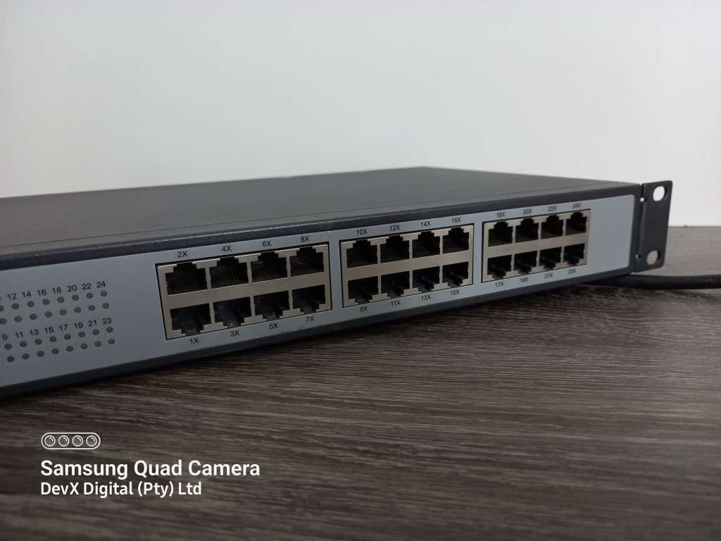 Verified Tested - 24 Port Mecer 10/100TX Ethernet Switch - Rack-mountable + Power Cable - Limited