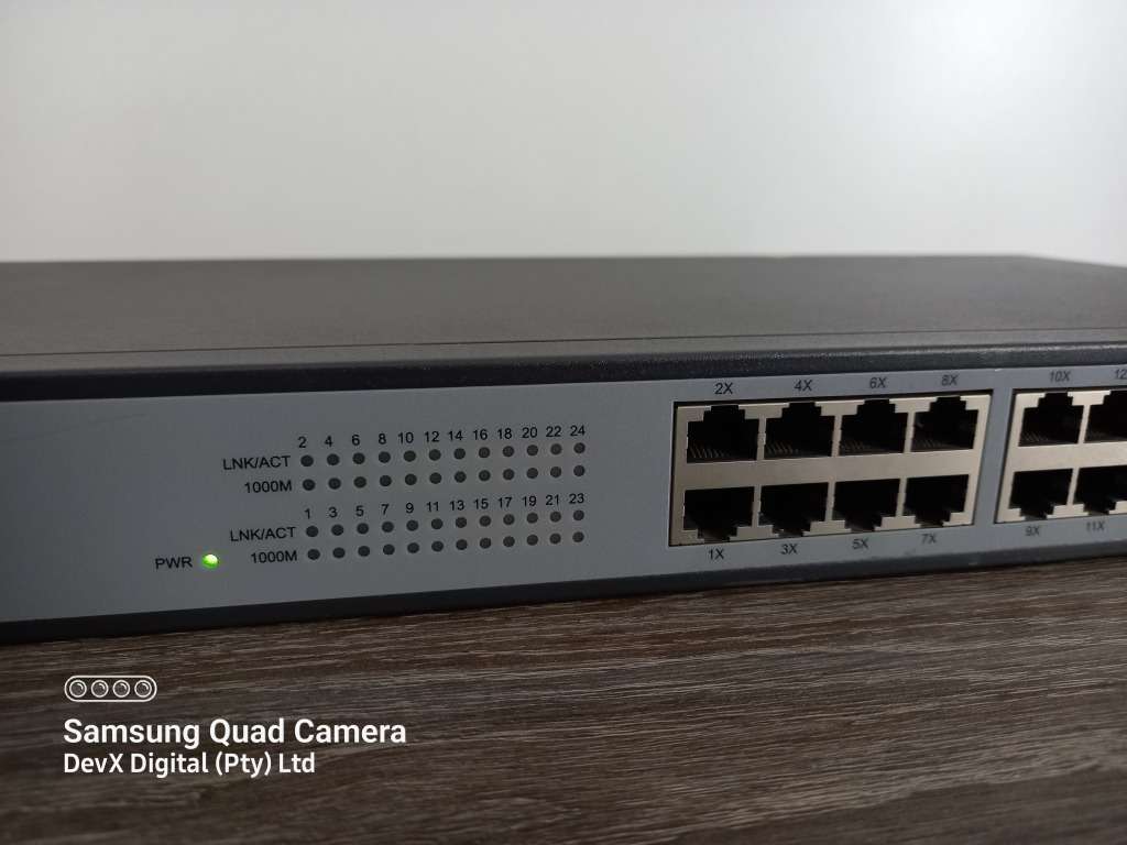 Verified Tested - 24 Port Mecer 10/100TX Ethernet Switch - Rack-mountable + Power Cable - Limited