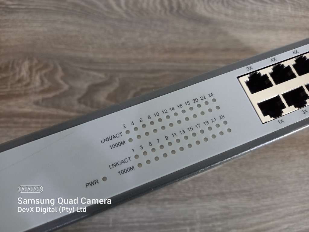 Verified Tested - 24 Port Mecer 10/100TX Ethernet Switch - Rack-mountable + Power Cable - Limited