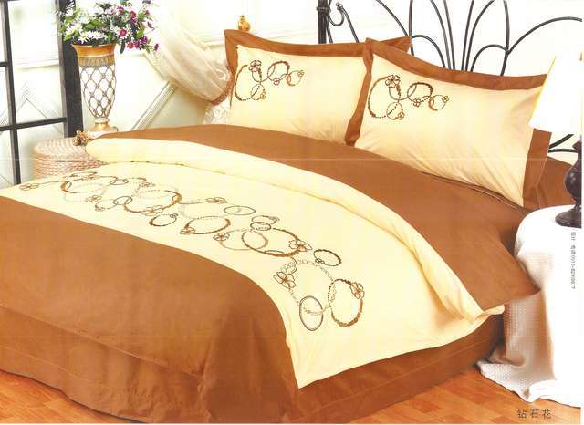 Cream and Brown Imported 6 Piece Embroidered Double Bed Duvet Cover Set.