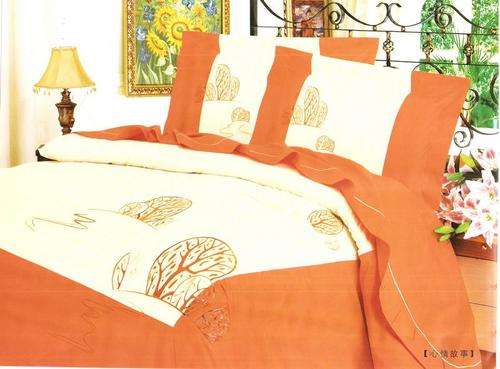 Orange and Cream - 4 Piece Quality Cotton Bed Linen - Double bed- Duvet Set