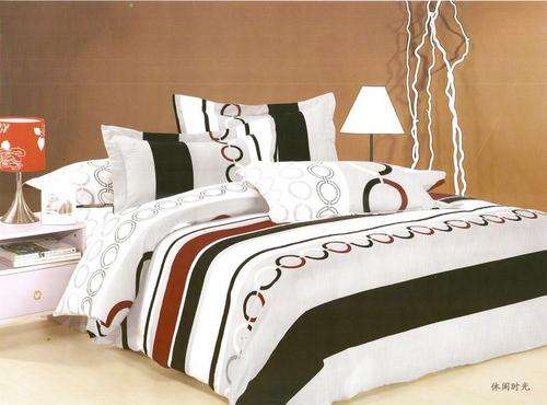 6 Piece - Seersucker Cotton Feel - Bed Linen - Double Bed Size- Duvet Cover Set