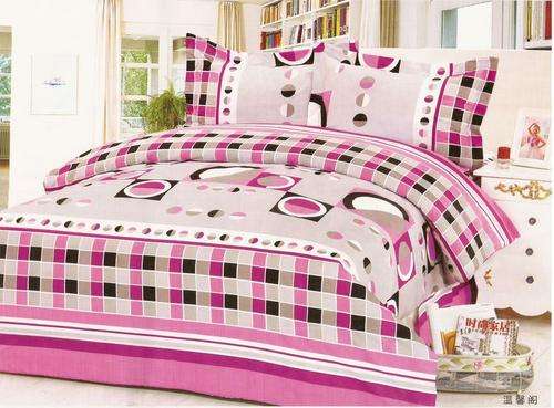 6 Piece - Seersucker Cotton Feel - Bed Linen - Double Bed Size- Duvet Cover Set