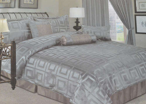 MIDLAND 7 PIECE COMFORTER SET - QUEEN SIZE - SILVER