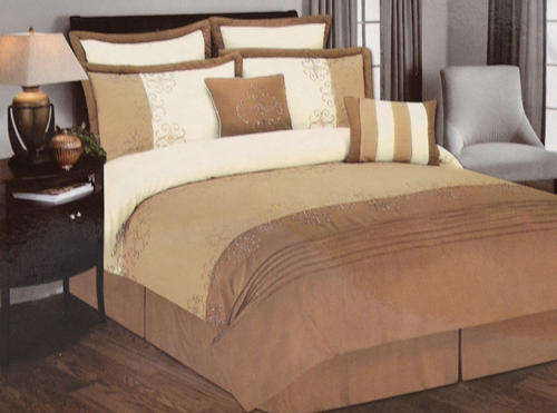 ! FIRST ON BID OR BUY !   8 - PIECE COMFORTER SET - QUEEN SIZE - LIGHT BROWN - SAND - CREAM