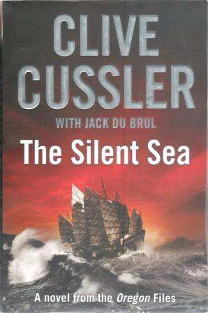 Clive Cussler-The Silent Sea (Large soft cover)
