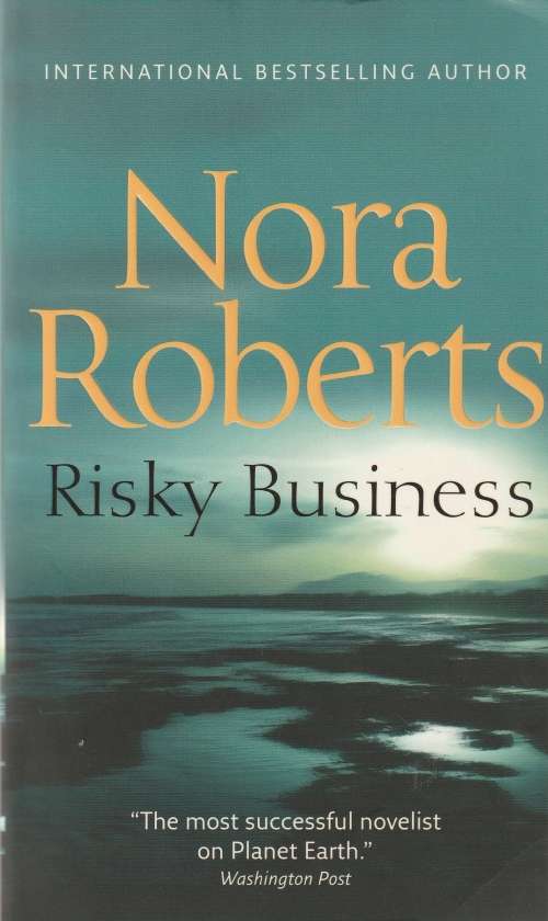 Nora Roberts Risky business  (Paperback)