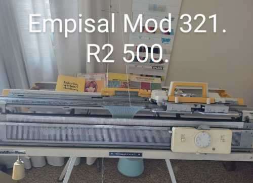 EMPISAL MOD 321 KNITTING MACHINE