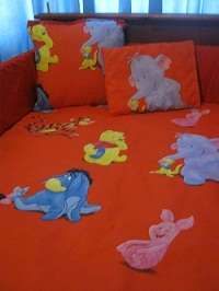 Winnie the pooh cot set - red